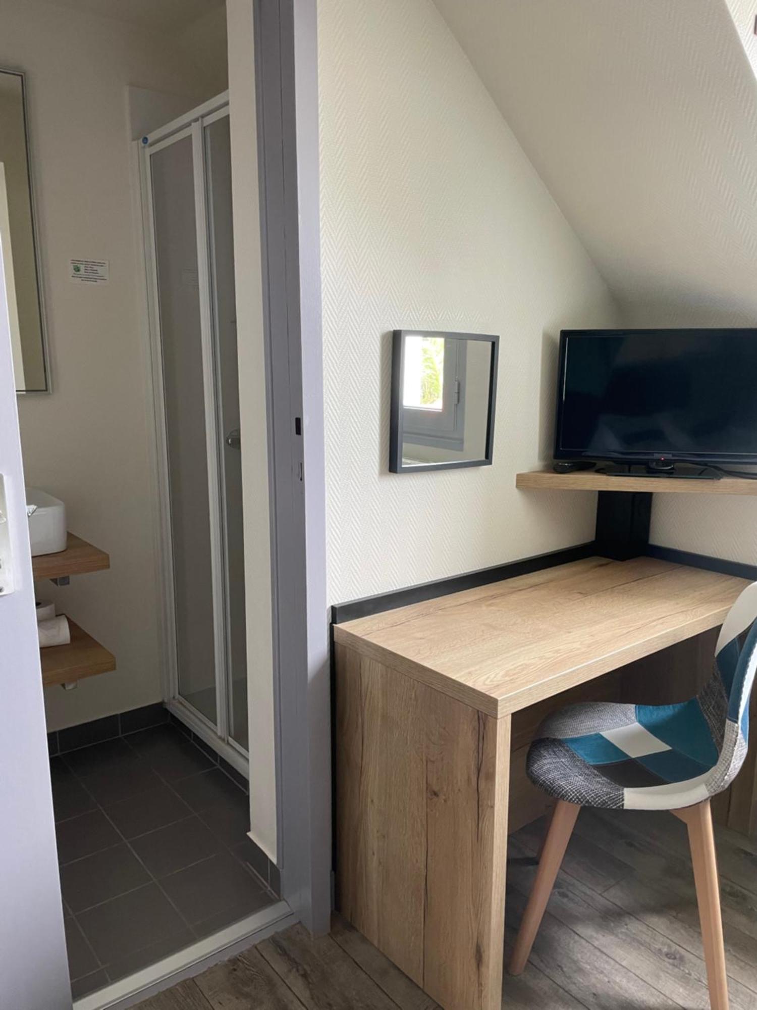 Hotel Aux Tamaris Sauzon Zimmer foto